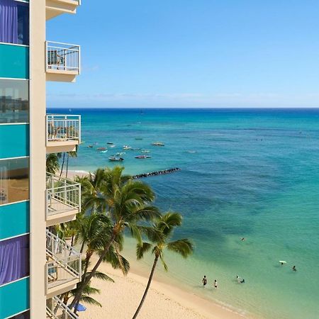 Kaimana Beach Hotel Гонолулу Экстерьер фото