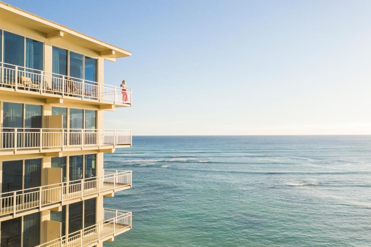 Kaimana Beach Hotel Гонолулу Экстерьер фото
