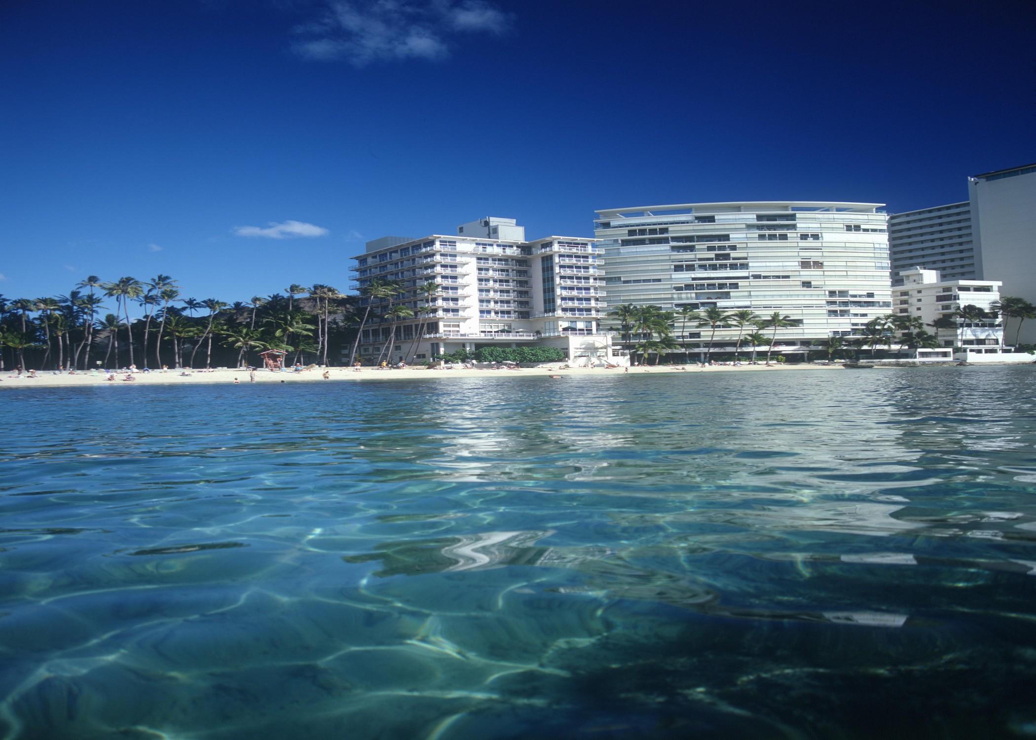 Kaimana Beach Hotel Гонолулу Экстерьер фото