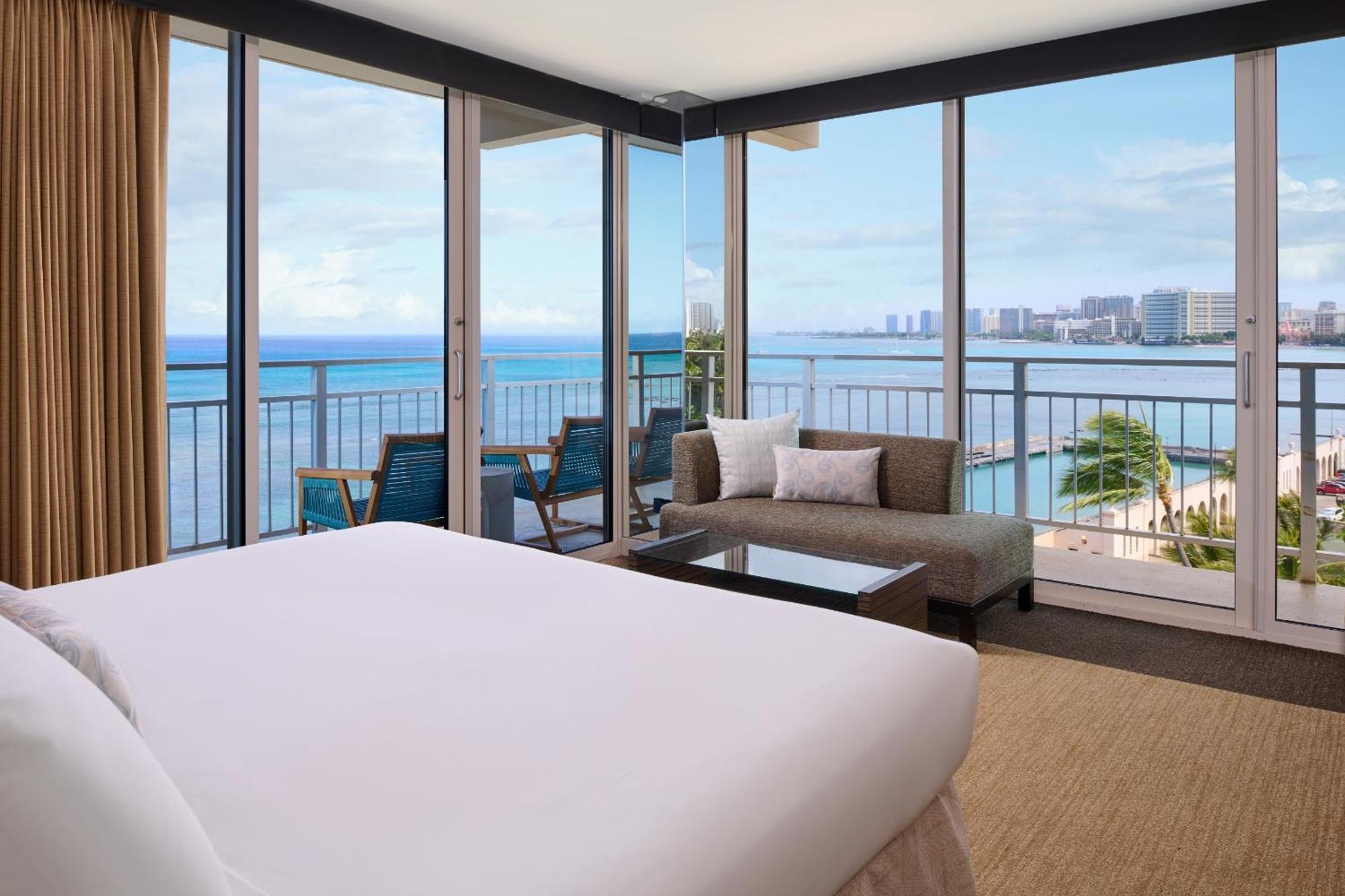 Kaimana Beach Hotel Гонолулу Экстерьер фото
