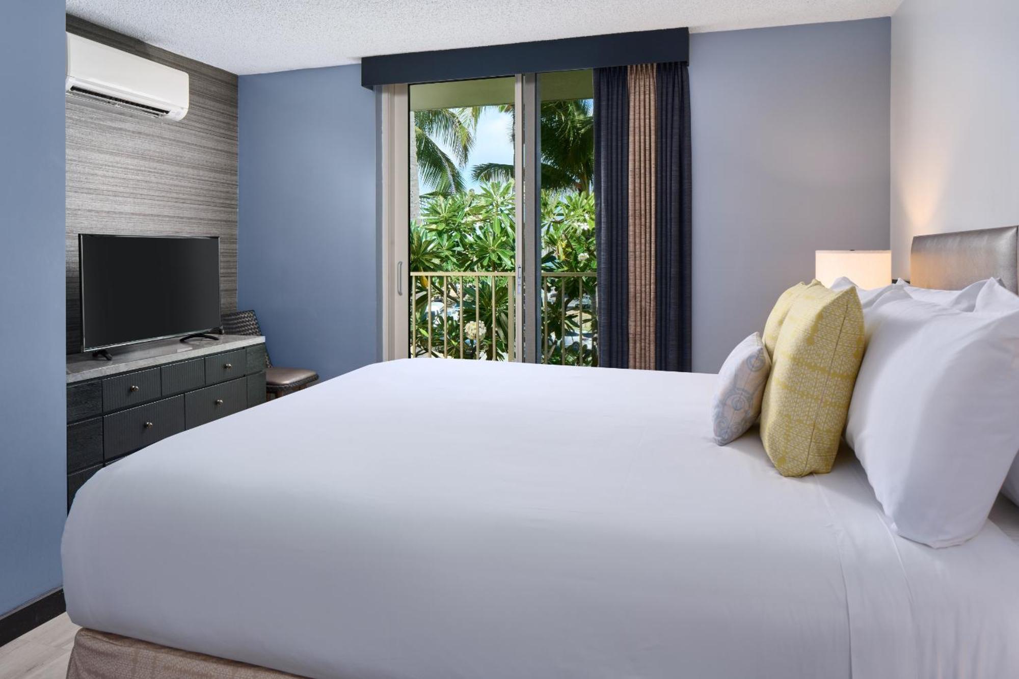 Kaimana Beach Hotel Гонолулу Номер фото